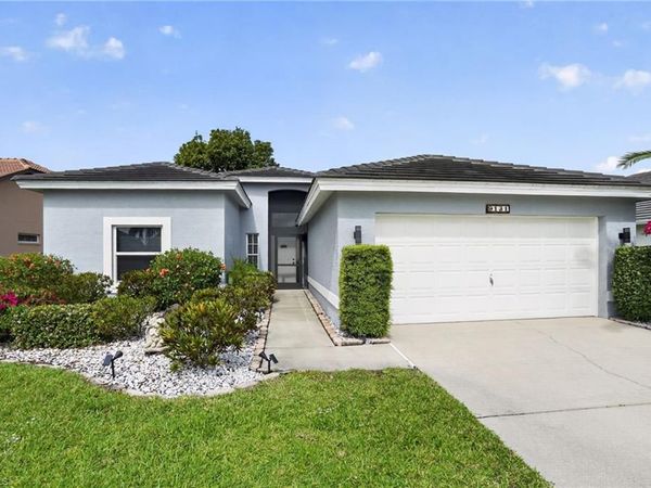9131 Old Hickory CIR, FORT MYERS, FL 33912