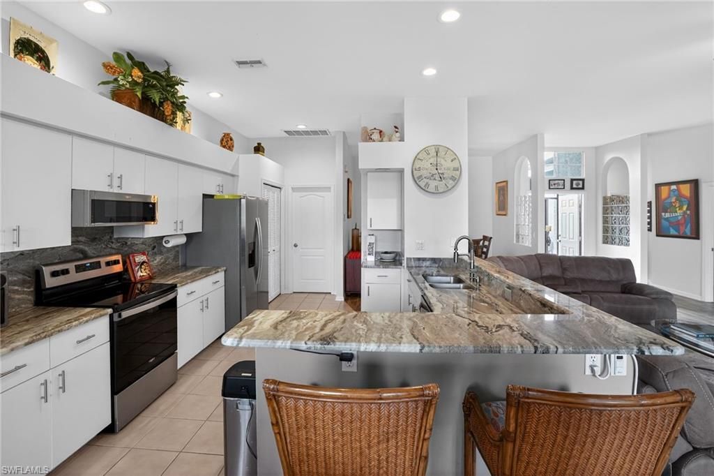 9131 Old Hickory Cir, Fort Myers, FL 33912 Photo