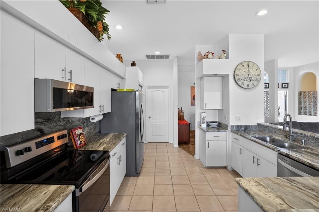 9131 Old Hickory Cir, Fort Myers, FL 33912 Photo