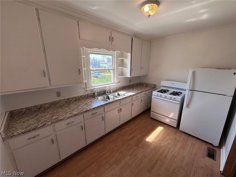 228-230 Oakwood Avenue, Marietta, OH 45750 Photo 23