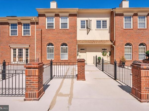 5083 MAIN ST, VOORHEES, NJ 08043