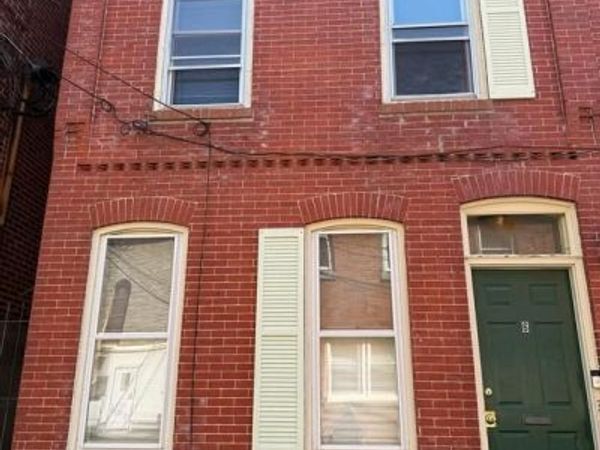 6 PEACE STREET, TRENTON, NJ 08608