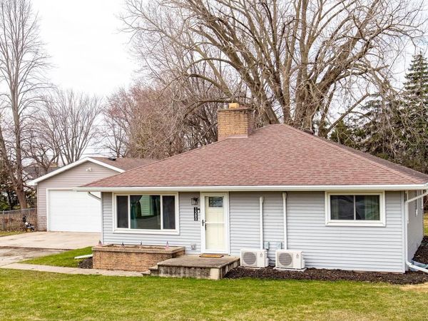 1380 LAKEVIEW LANE, Menasha, WI 54952