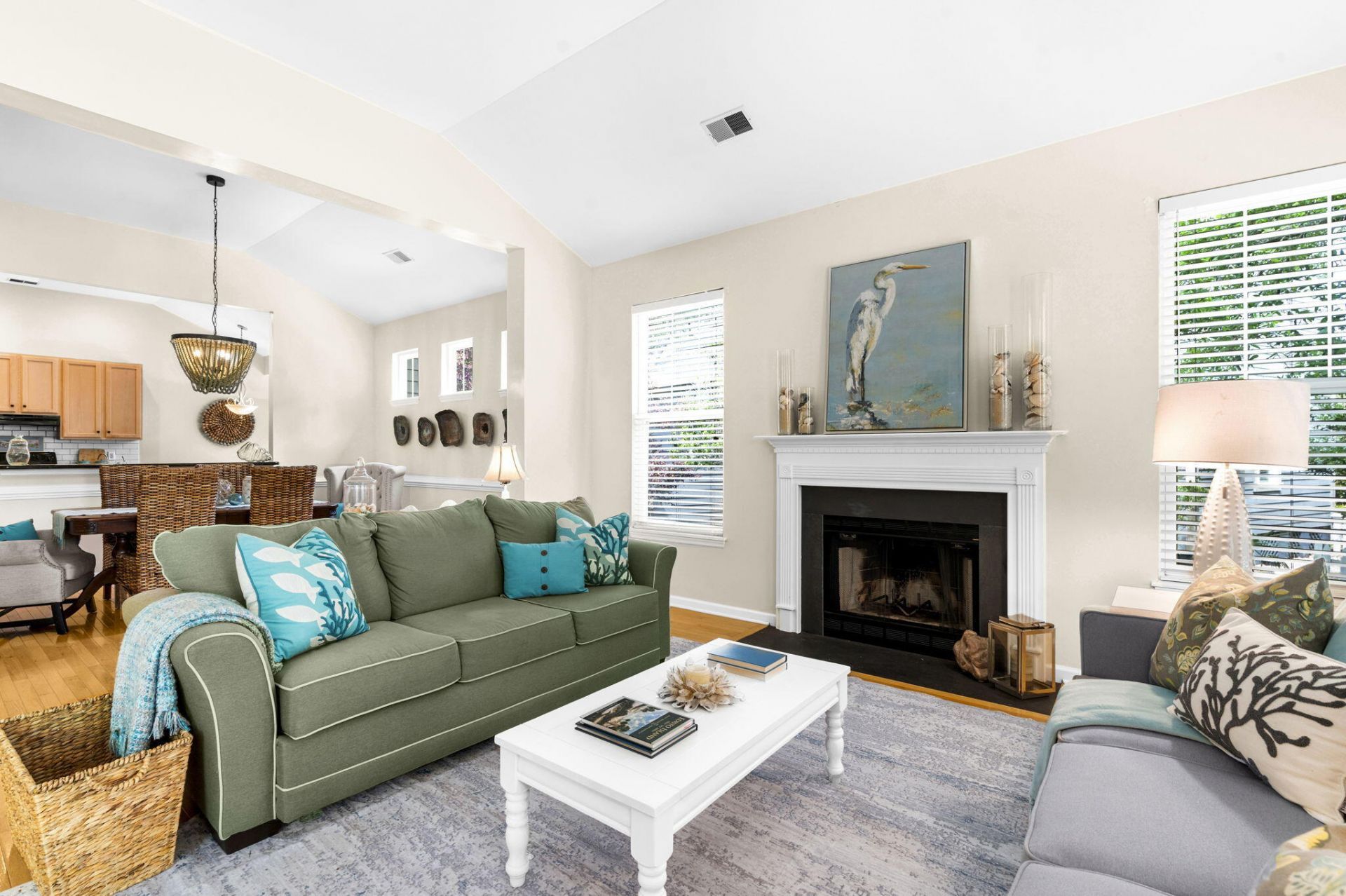 182 Cartright Street Photo 15