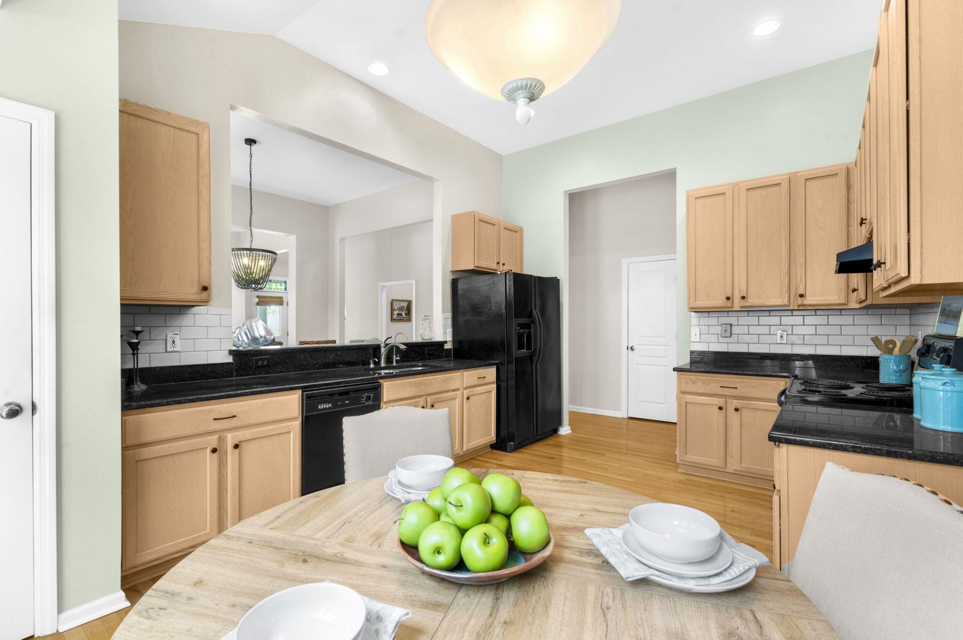 182 Cartright Street Photo 27