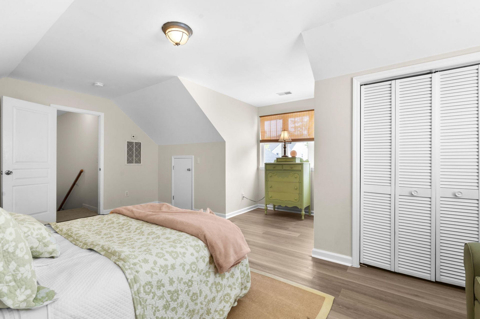 182 Cartright Street Photo 38