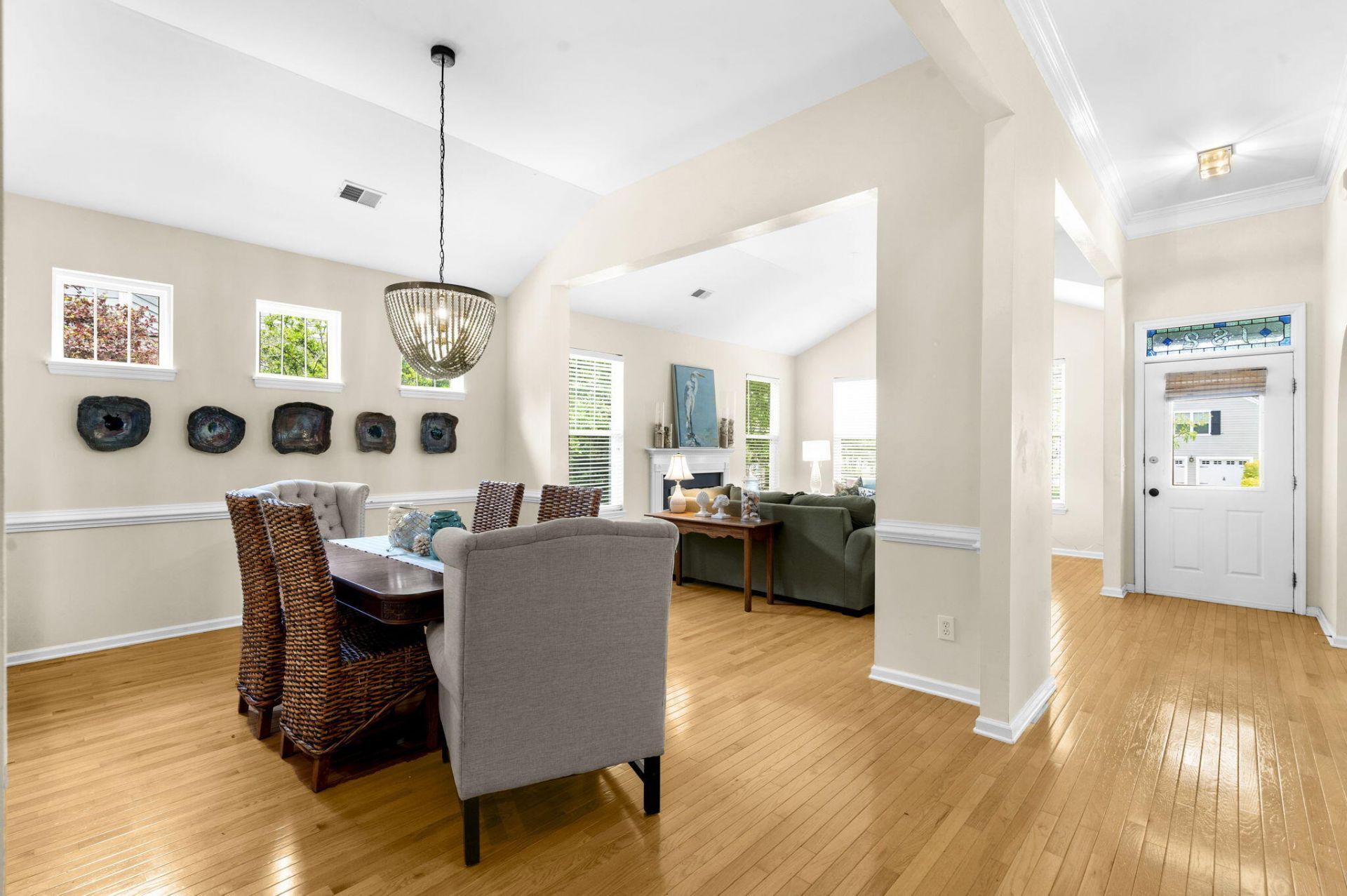 182 Cartright Street Photo 4