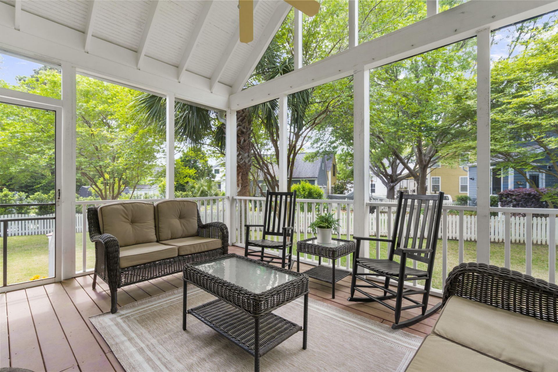 182 Cartright Street Photo 7