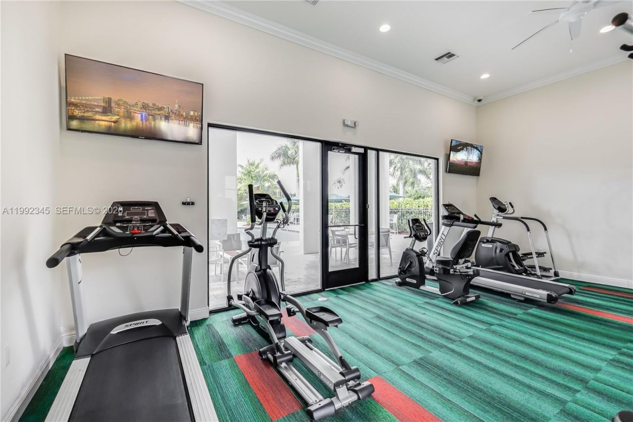 20921 NW 1st Ct, Pembroke Pines, FL 33029 Photo