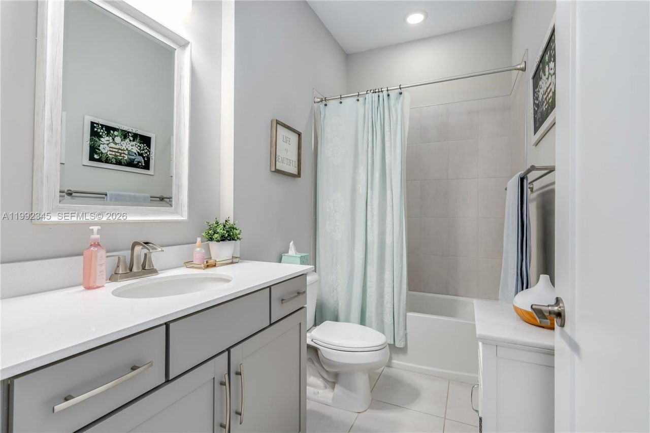 20921 NW 1st Ct, Pembroke Pines, FL 33029 Photo