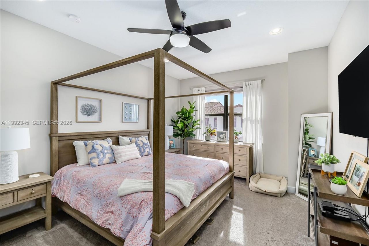 20921 NW 1st Ct, Pembroke Pines, FL 33029 Photo