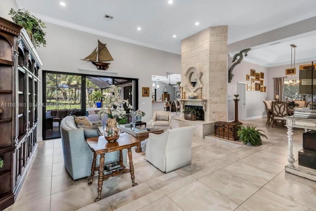 343 Coconut Cir, Weston, FL 33326 Photo