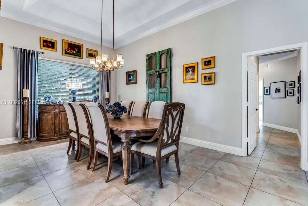 343 Coconut Cir, Weston, FL 33326 Photo