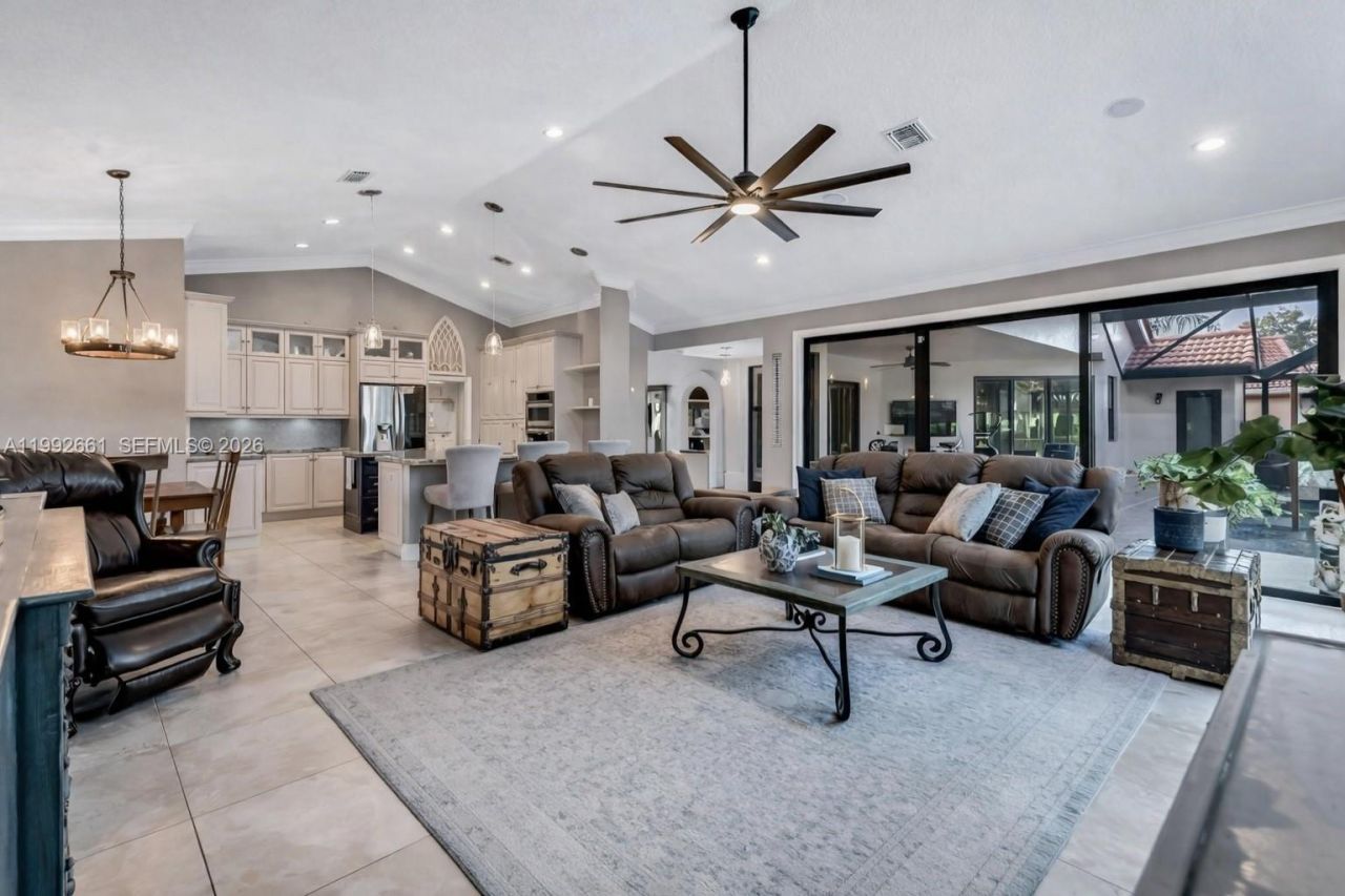 343 Coconut Cir, Weston, FL 33326 Photo