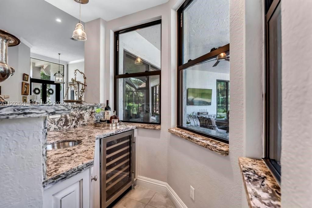 343 Coconut Cir, Weston, FL 33326 Photo