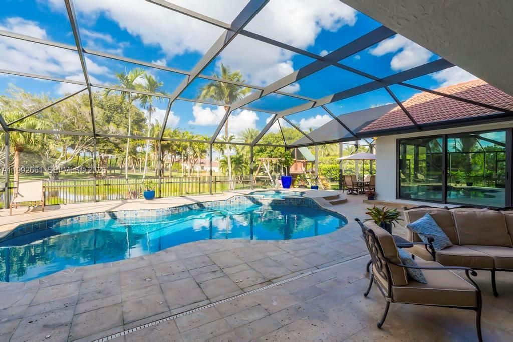 343 Coconut Cir, Weston, FL 33326 Photo