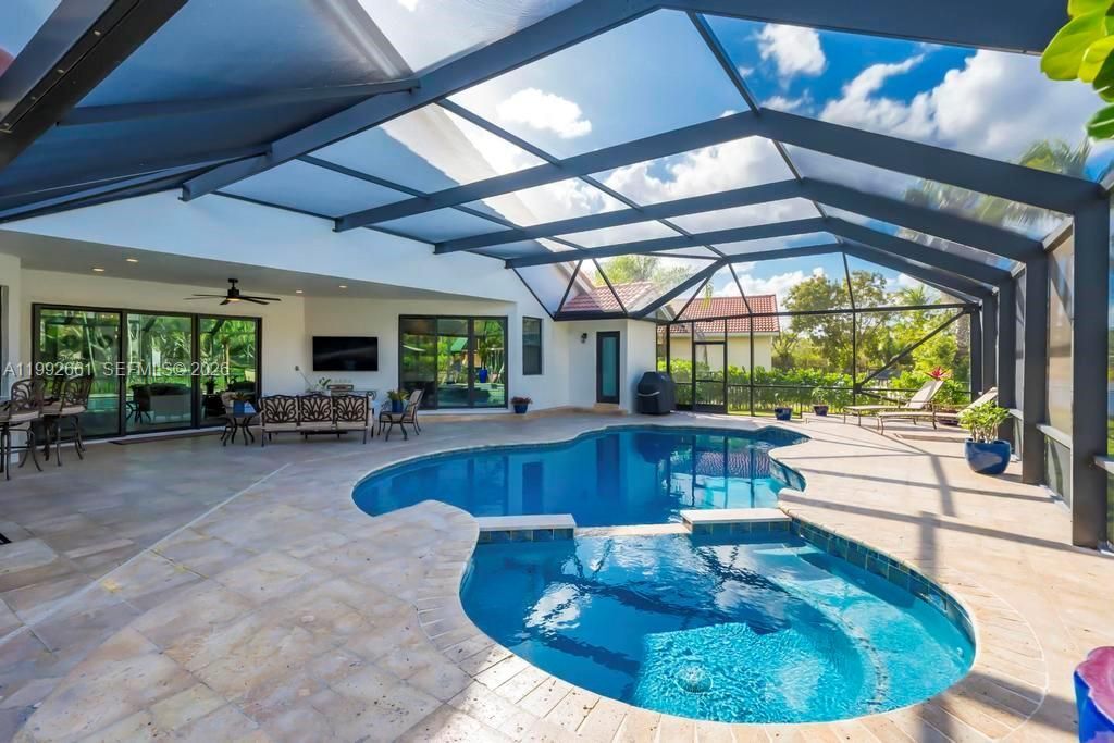 343 Coconut Cir, Weston, FL 33326 Photo