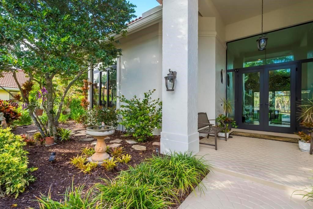 343 Coconut Cir, Weston, FL 33326 Photo