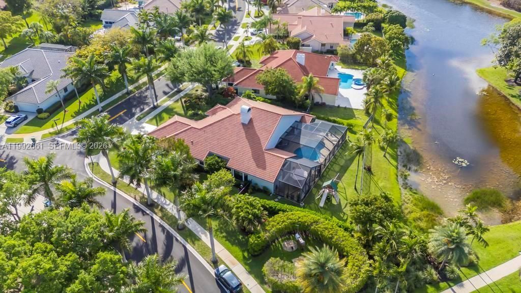 343 Coconut Cir, Weston, FL 33326 Photo
