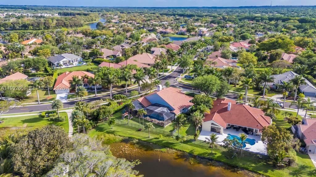 343 Coconut Cir, Weston, FL 33326 Photo