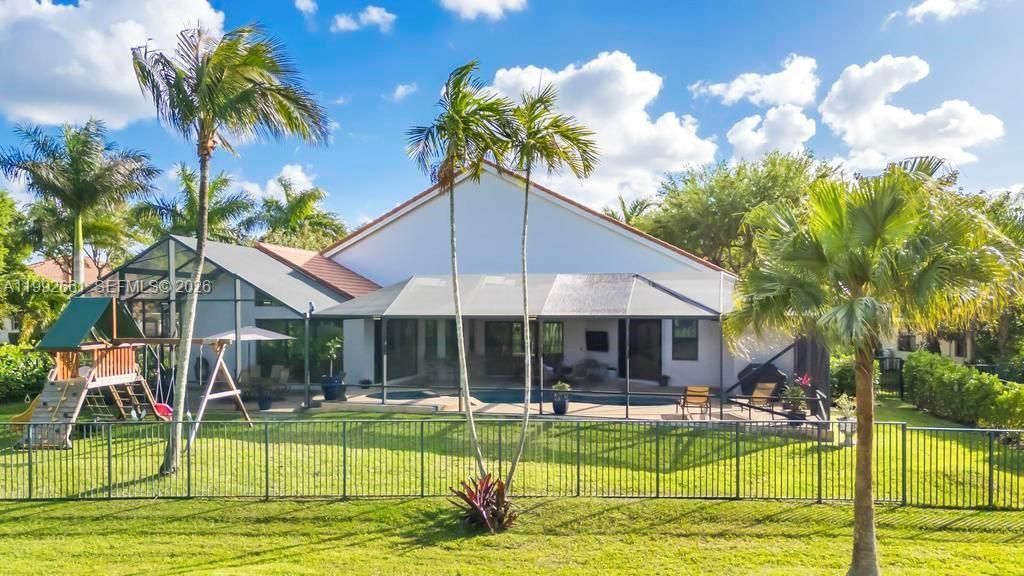 343 Coconut Cir, Weston, FL 33326 Photo