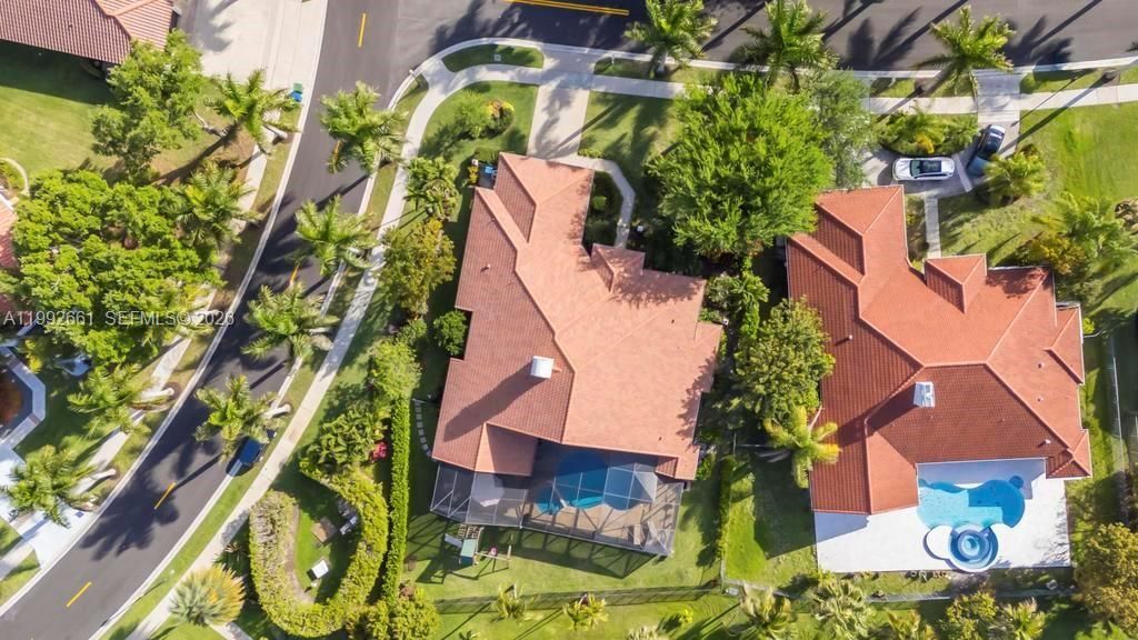 343 Coconut Cir, Weston, FL 33326 Photo