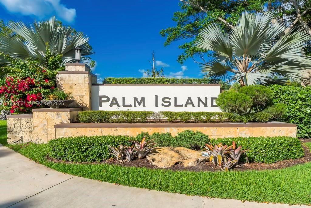 343 Coconut Cir, Weston, FL 33326 Photo