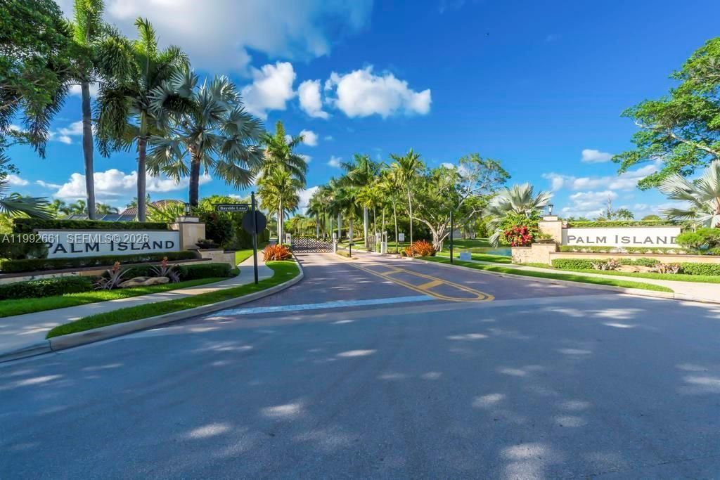 343 Coconut Cir, Weston, FL 33326 Photo