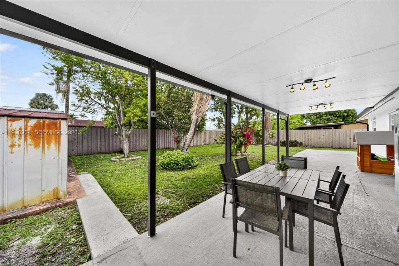 10741 SW 153rd St, Miami, FL 33157 Photo