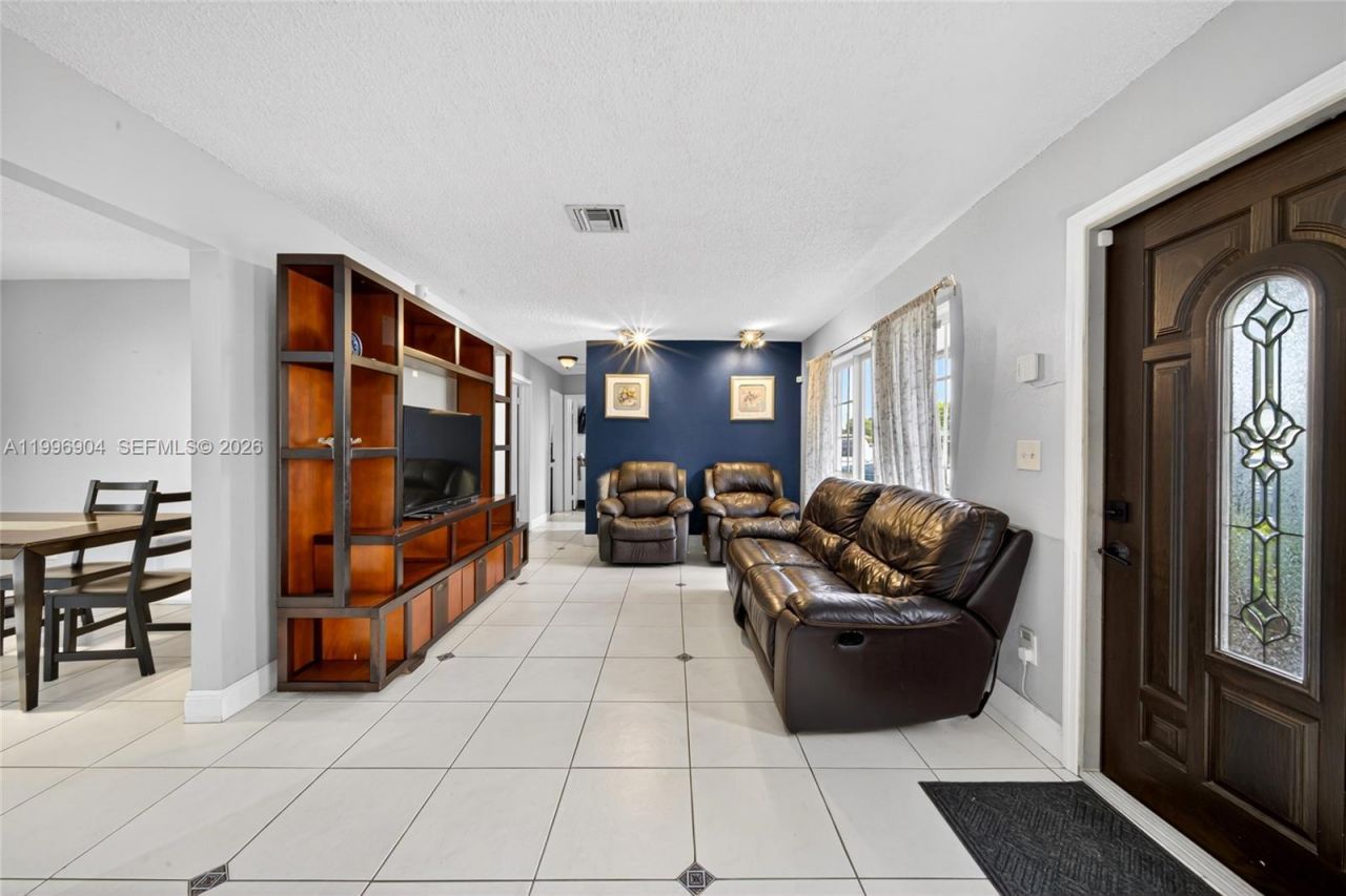 10741 SW 153rd St, Miami, FL 33157 Photo