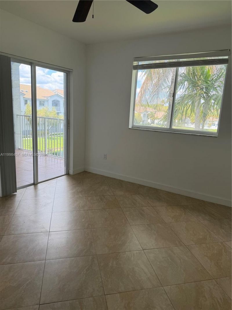 2640 S University Dr, Unit 308, Davie, FL 33328 Photo
