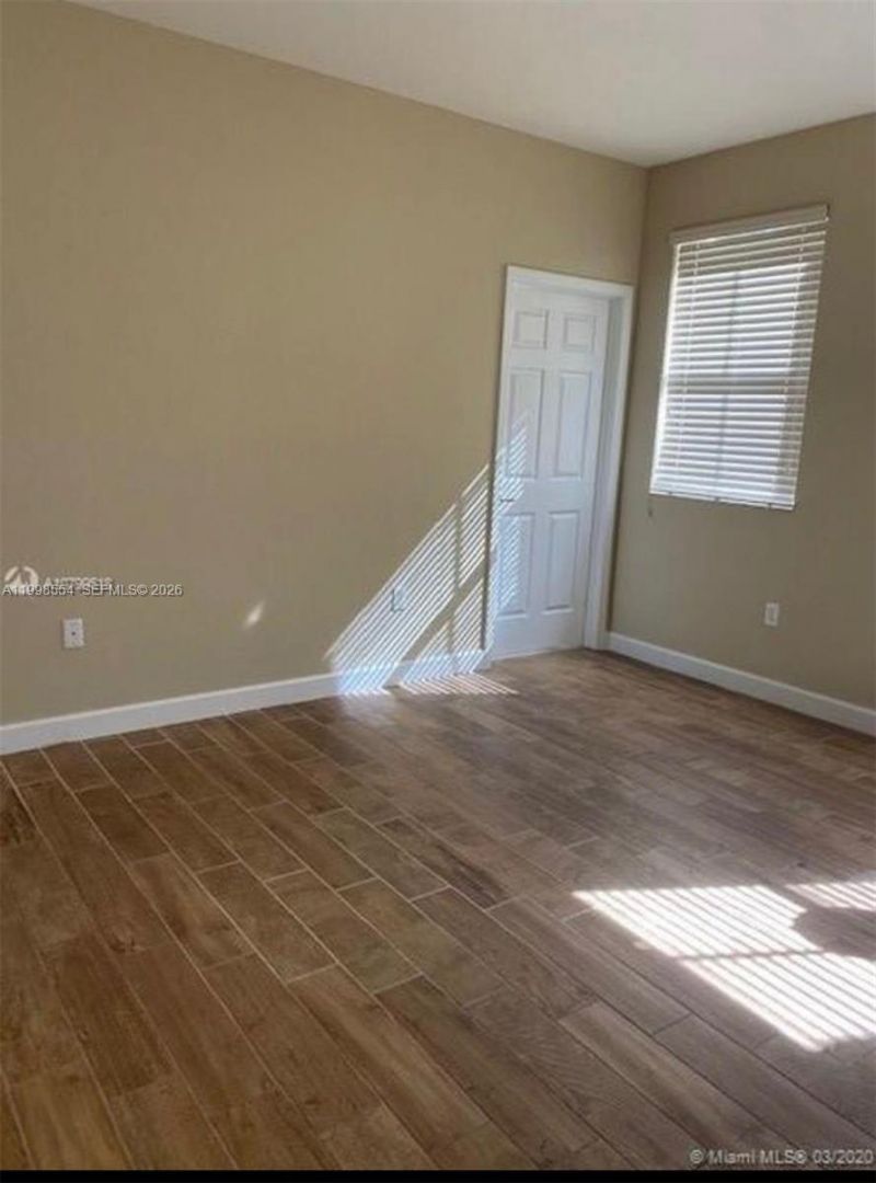 11801 SW 152nd Path, Miami, FL 33196 Photo