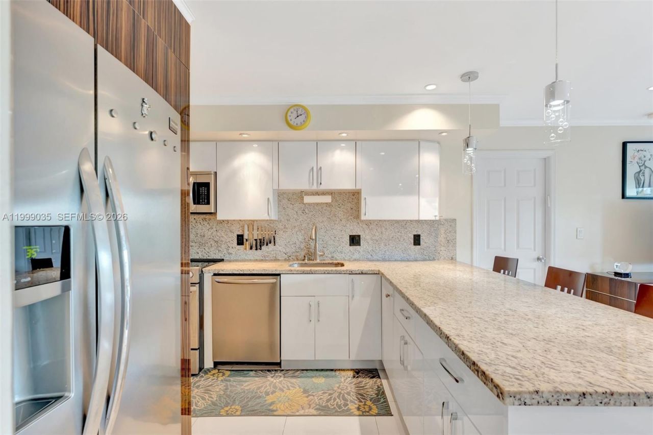 300 Diplomat Pkwy, Unit 606, Hallandale Beach, FL 33009 Photo