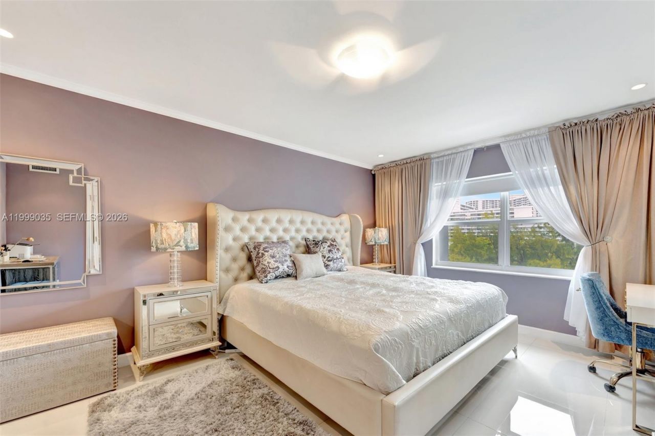 300 Diplomat Pkwy, Unit 606, Hallandale Beach, FL 33009 Photo
