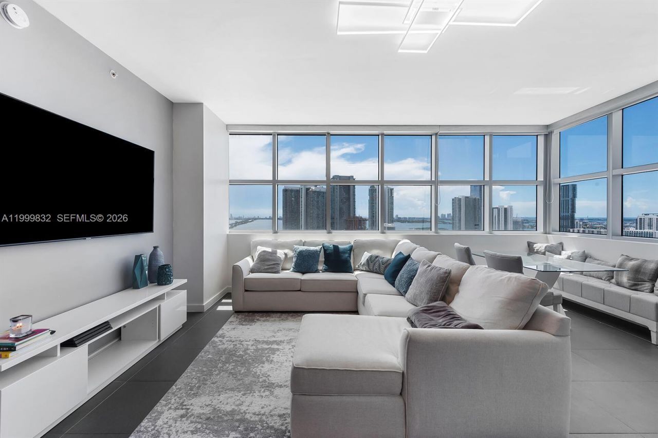 3301 NE 1st Ave, Unit H2902, Miami, FL 33137 Photo