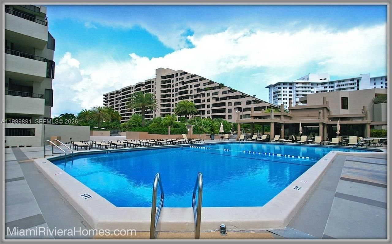 201 Crandon Blvd, Unit 304, Key Biscayne, FL 33149 Photo