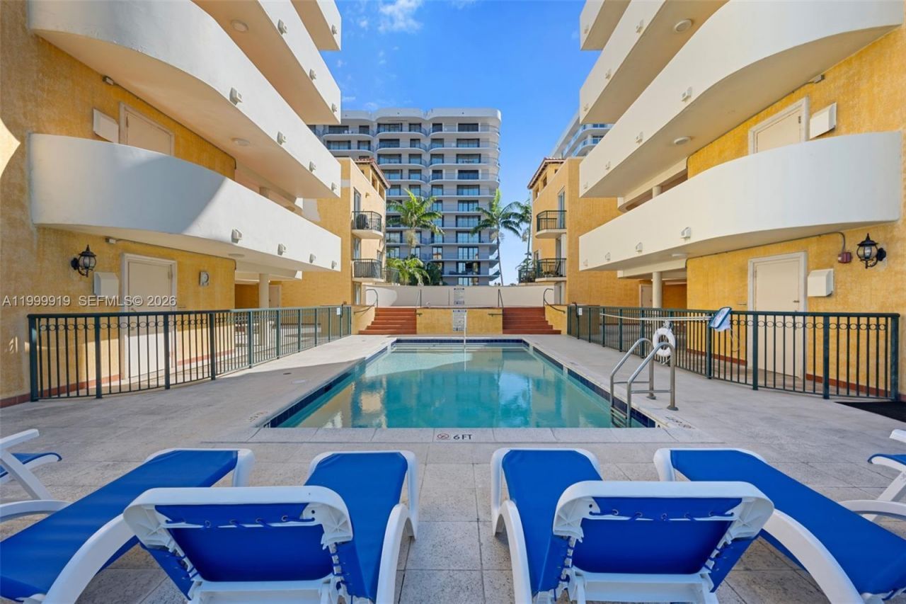 8888 Collins Ave, Unit 105, Surfside, FL 33154 Photo