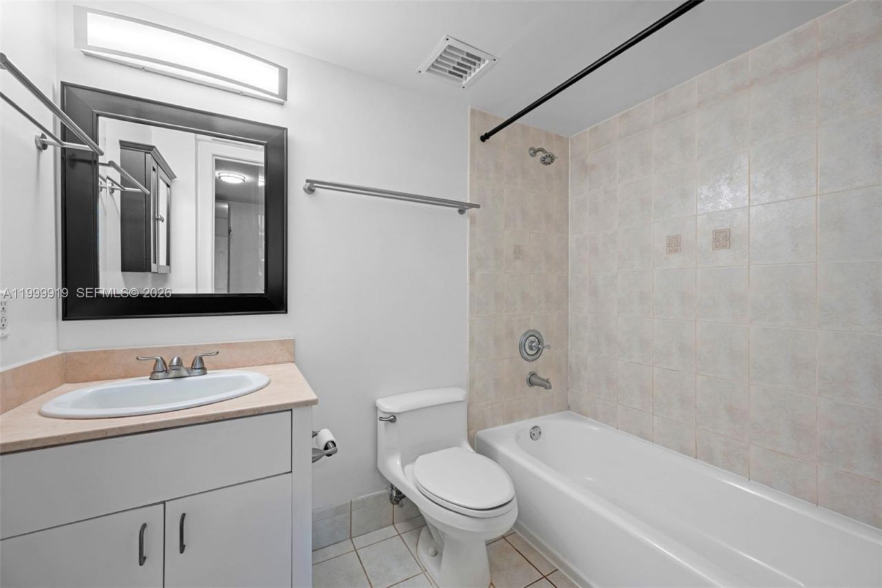 8888 Collins Ave, Unit 105, Surfside, FL 33154 Photo