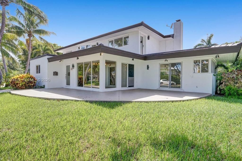 911 N Northlake Dr, Hollywood, FL 33019 Photo