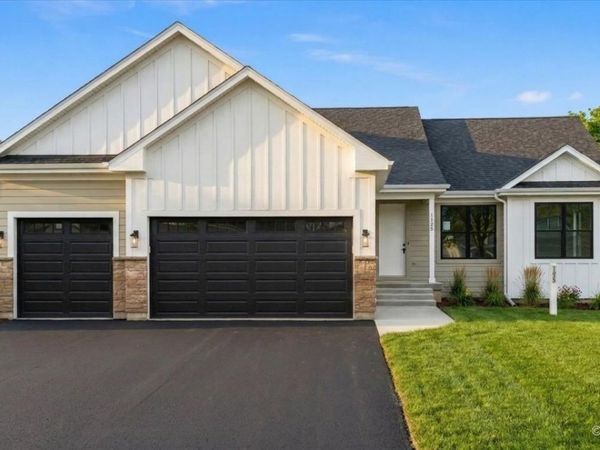 1229 Noble Drive, Port Barrington, IL 60010