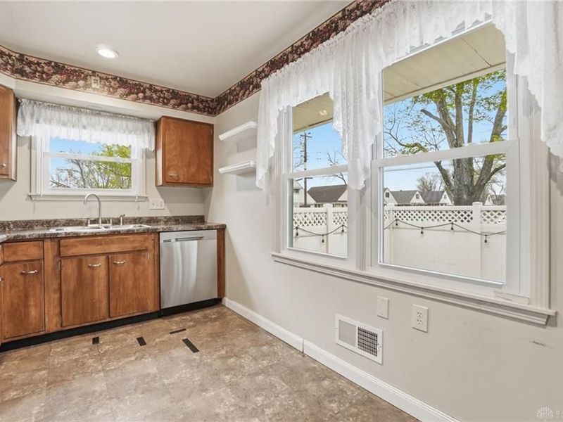 2600 Oakley Avenue, Dayton, OH 45419 Photo 13