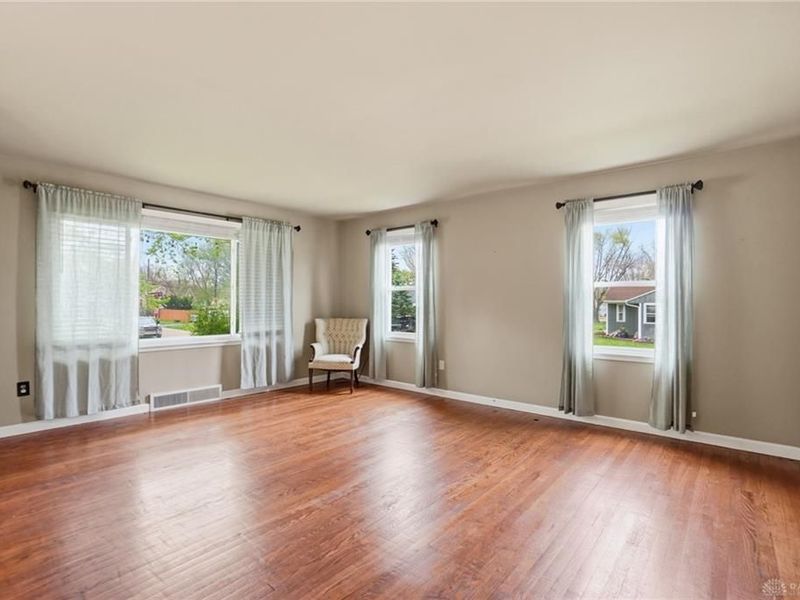 2600 Oakley Avenue, Dayton, OH 45419 Photo 6