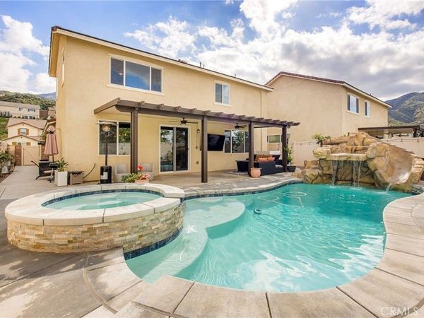 26130 Plumcot Drive, Corona, CA 92883