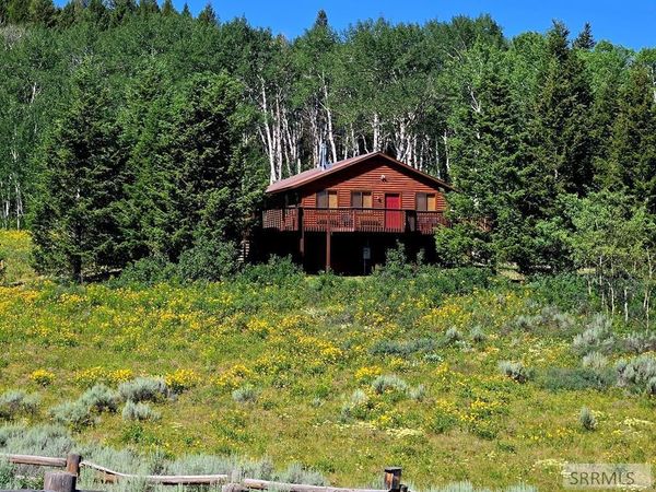 3560 Rock Creek Lane, ISLAND PARK, ID 83429