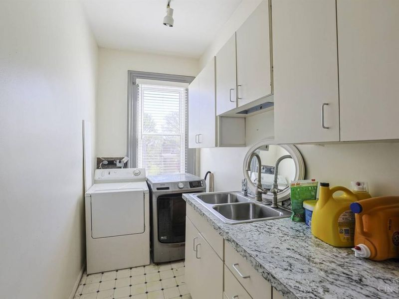 837 Dayton Street, Cincinnati, OH 45214 Photo 39