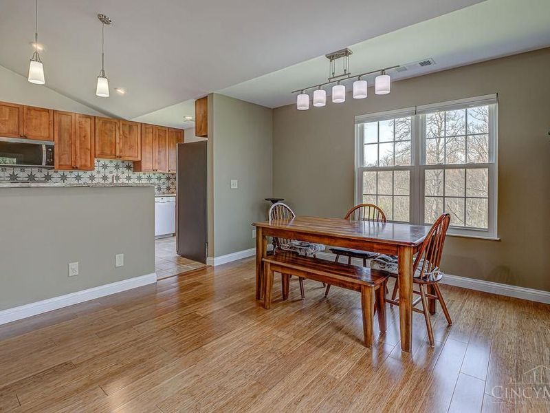 6338 Eagles Lake Drive, Green Township, OH 45248 Photo 10