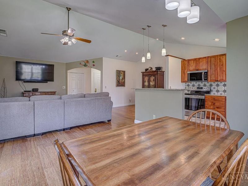 6338 Eagles Lake Drive, Green Township, OH 45248 Photo 11