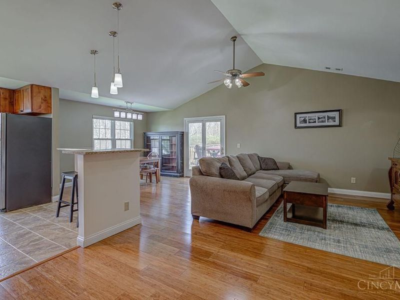 6338 Eagles Lake Drive, Green Township, OH 45248 Photo 16