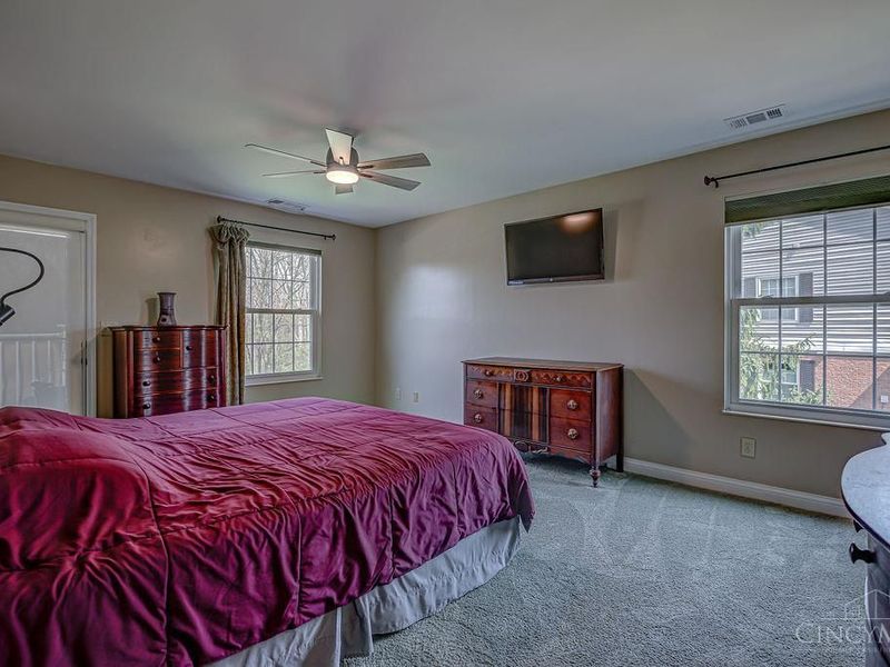 6338 Eagles Lake Drive, Green Township, OH 45248 Photo 18