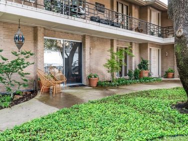 6306 Bandera Avenue, Unit B, Dallas, TX 75225